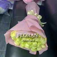 Bouquet of beautiful white roses - Photo 3