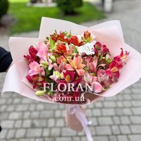 Bouquet of astromeria - Photo 1