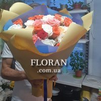 Bouquet of roses in different colors - Photo 4