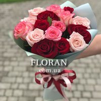 Милый букет разноцветных роз - Фото 1