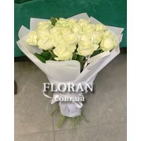 Bouquet of beautiful white roses - Photo 5