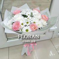 Bouquet of daisies and roses - Photo 1