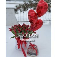 Коробка с красными тюльпанами - Фото 1