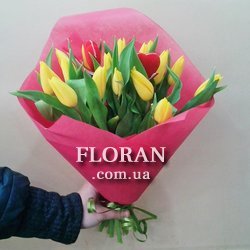 Букет з 17 тюльпанів - Фото 1