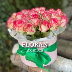 35 троянд у капелюшній коробці - Фото 1