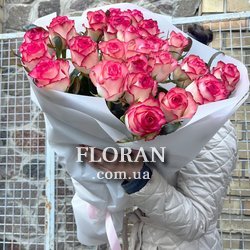 Bouquet of 25 roses - Photo 2