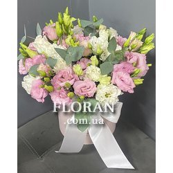 Букет з еустоми в коробці - Фото 1