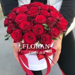 Класична коробка з трояндами - Фото 1