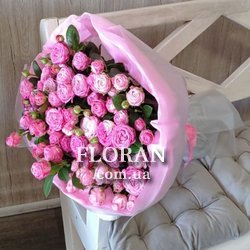 Peony-shaped roses in a bouquet - Photo 2