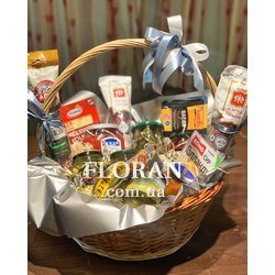 Подарунковий кошик з ковбасами - Фото 2