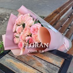 Романтичний букет рожевих троянд - Фото 8
