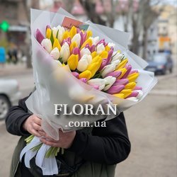 Большой букет цветов тюльпаны - Фото 1