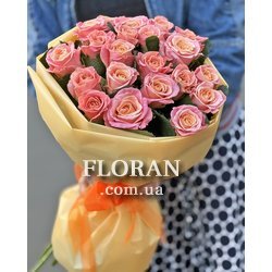 Букет з троянд Міс Піггі - Фото 2