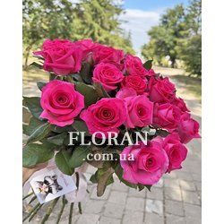 Рожеві троянди довгі - Фото 1