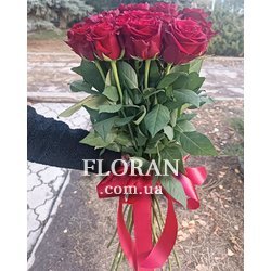 Букет червоних троянд зі стрічкою - Фото 5
