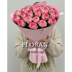 Романтичний букет з троянд - Фото 1