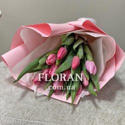 Bouquet of 11 tulips - Photo 1