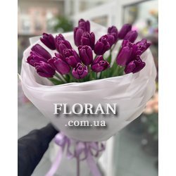 Bouquet of purple tulips - Photo 3