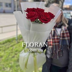 Bouquet of 5 red roses - Photo 17