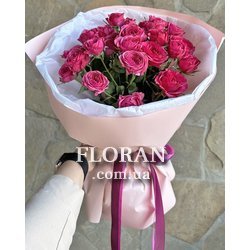 Маленький букет із півонієподібних троянд - Фото 1