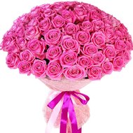 100 розовая роза