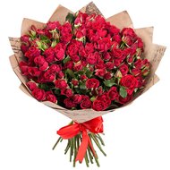 Красные кустовые розы