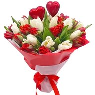 Букет квітів на 14 лютого