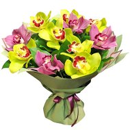 Букет орхідей