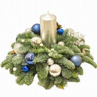 Новорічна композиція з ялинових гілок