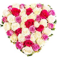 Серце з квітів