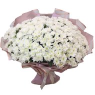 Великий букет із білих хризантем
