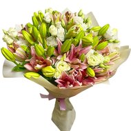 Букет квітів від батьків на весілля