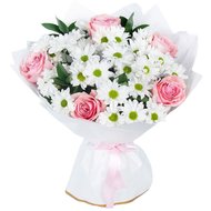 Букет з ромашок та троянд