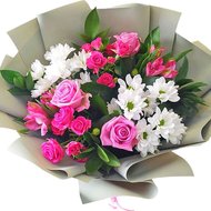 Combined bouquet of living