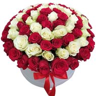 Велика коробка троянд