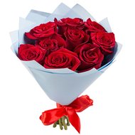 Круглий букет з троянд