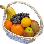 Маленький кошик із фруктами