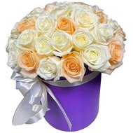 Ніжна композиція у коробці