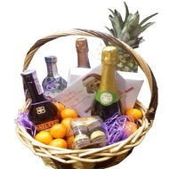 Подарунковий кошик на Різдво