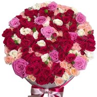 Жива квіткова композиція