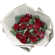 Зимовий букет червоні троянди