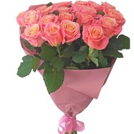 25 роз Мисс пигги в букете