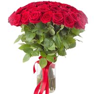 45 красных роз