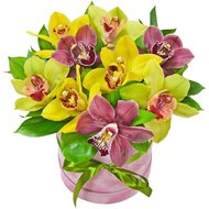 Коробочка з квітами