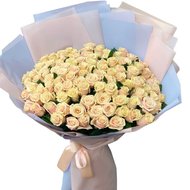 Нестандартний букет квітів