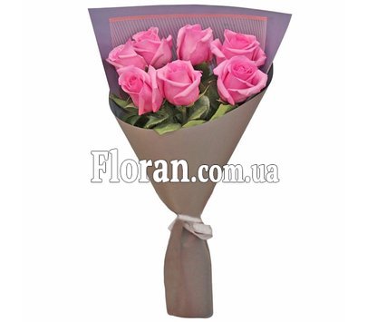 Букет з 7 рожевих троянд