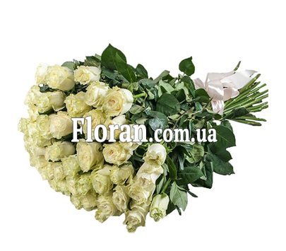 Длинные белые розы