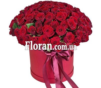 101 роза в шляпной коробке