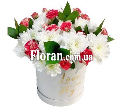 Букет квітів в коробці