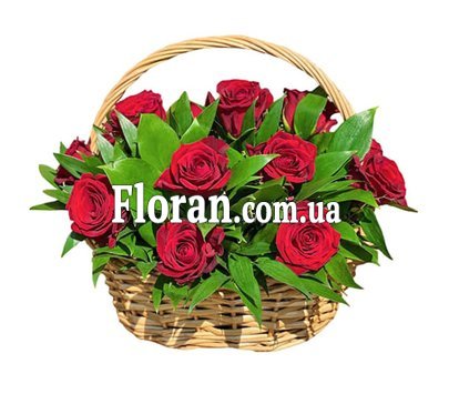 Букет із троянд у кошику